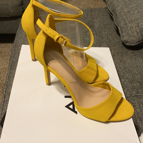 SOLDAldo Sandals - Picture 2 of 8